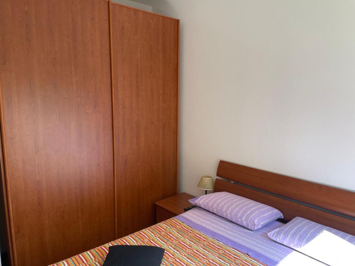 דירות סניגליה Nichi House מראה חיצוני תמונה