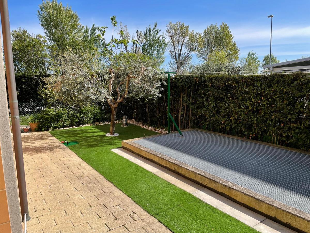 דירות סניגליה Nichi House מראה חיצוני תמונה