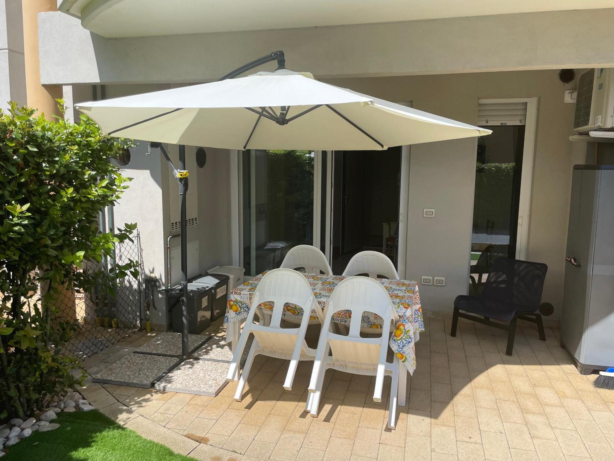 דירות סניגליה Nichi House מראה חיצוני תמונה